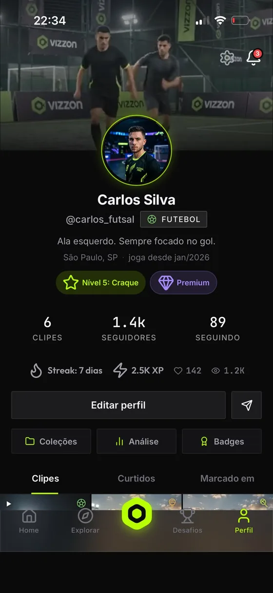 Perfil do atleta, com clipes, sequência de dias, XP e badges.